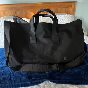Duffle garment bag